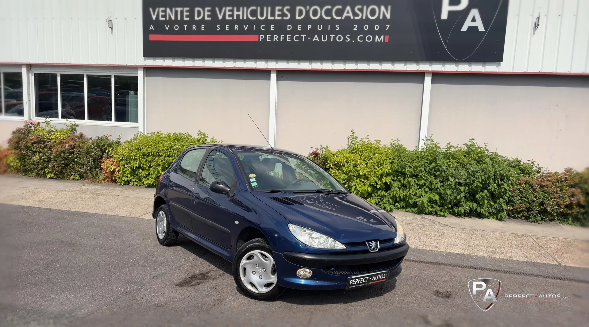 PEUGEOT 206